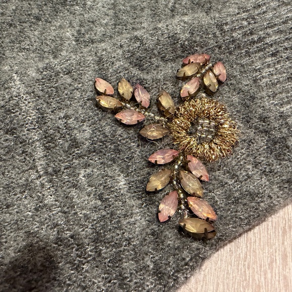 Anthropologie gray floral gloves - Picture 2 of 7